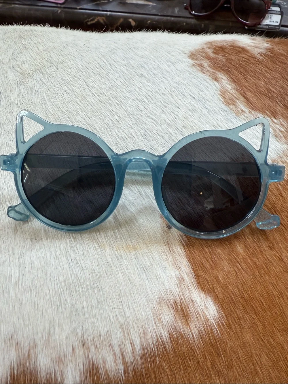Children’s Cat-Ear Round Sunglasses in Translucent Blue NWT
